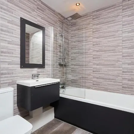The Hidden Gem Of Leeds - Parking - Sleeps 4 * Leeds (West Yorkshire)